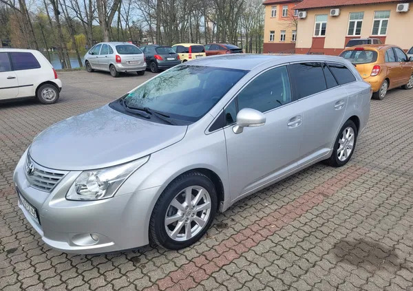 toyota avensis kujawsko-pomorskie Toyota Avensis cena 23900 przebieg: 233188, rok produkcji 2010 z Kruszwica